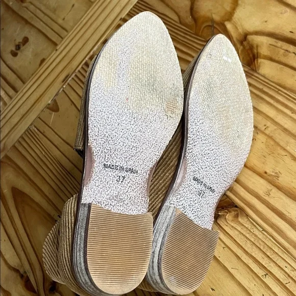 Free People Royale Gold Corduroy Flats Slip-On Shoes Textured - Picture 6 of 8